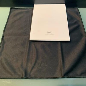 IWC Official suede Watch NEW (P) - Imagen 1 de 4