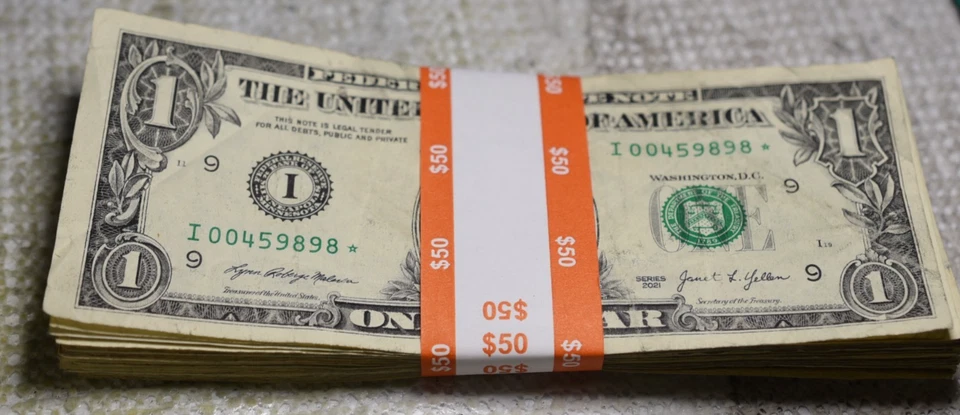 BULK SALE 50  $1.00 DOLLAR STAR NOTES UNSEARCHED 2013 2017 2017A MANY YEARS  - Image 1 of 1