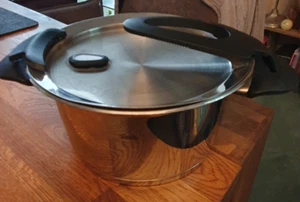 Fissler Intensa Kochtopf 1,5 Liter alle Herdarten D=20 cm - Bild 1 von 3