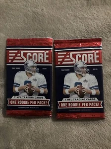 2x 2011 Score Football Pack Romo Kaepernick Newton Green Jones Locker Rookie -S4 - Picture 1 of 2