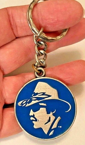 Keyring-Richard Petty #43- NASCAR Racing-1987 Rawcliffe Pewter Keychain-Vintage Cover