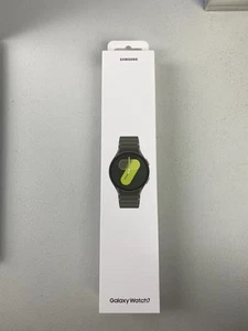 samsung galaxy watch 7    green (LTE 44mm) brand new never used - Bild 1 von 3