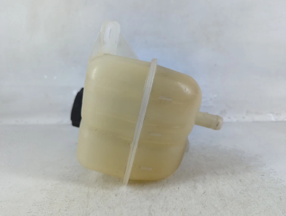 Chevrolet Malibu 2007 radiador refrigerante desbordamiento expansión tanque botella nuevo Foto 1 de 4