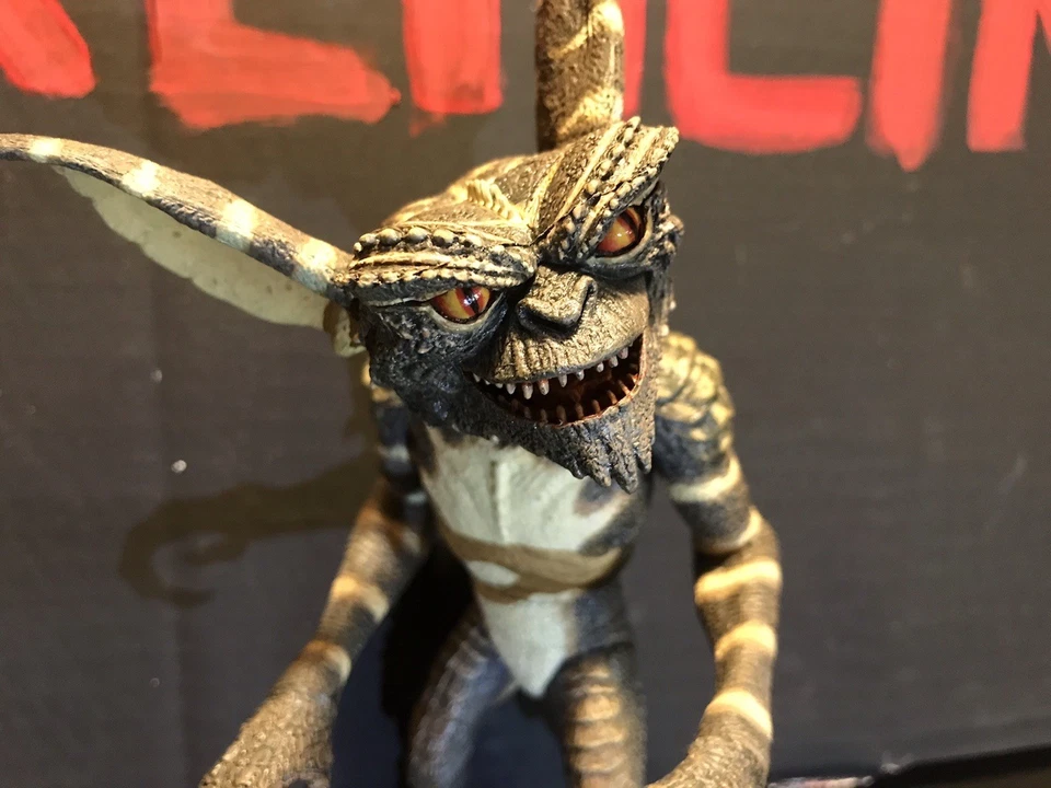 NECA Ultimate Gremlin “Ultra Realista” Personalizado Pintado En Caja Original Foto 1 de 4