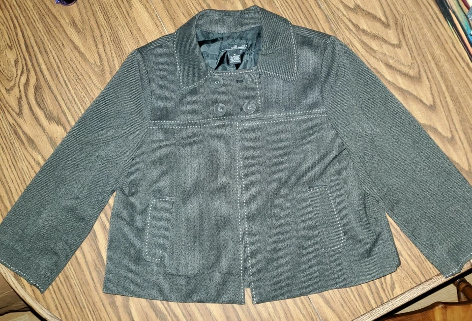 Blazer Top Chaqueta Recortada Willi Smith Para Mujer Manga 3/4 Botón Cuello Frontal M Foto 1 de 4