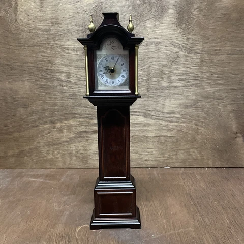 Miniature Longcase Grandfather Quartz Clock made in China by Bombay -read Cover