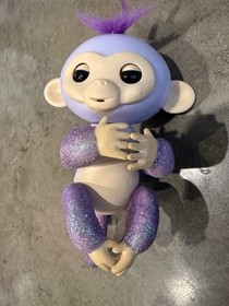 WowWee Kiki Fingerlings Glitter Monkey Interactive Baby Pet - Purple