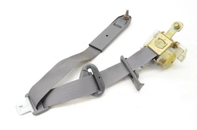 1987-1992 Toyota Supra MK3 Passenger Right Front Seat Belt Retractor  - Изображение 1 из 4