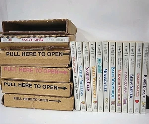 NEW Vtg 90s Harlequin Presents Romance Novels Lot Of 32 Paperback Books - Picture 1 of 21