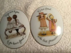 2 Vintage Oval HOLLY HOBBIE Wall Plaque- Porcelain - Japan  - Picture 1 of 7