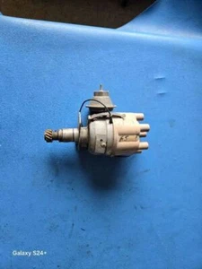 69 70 71 72 DODGE DART DISTRIBUTOR 6-198 AT 10508 - Picture 1 of 3