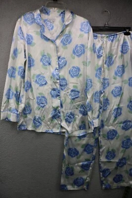 Conjunto de pijama floral satinado íntimo Croft & Barrow - talla mediana Foto 1 de 4