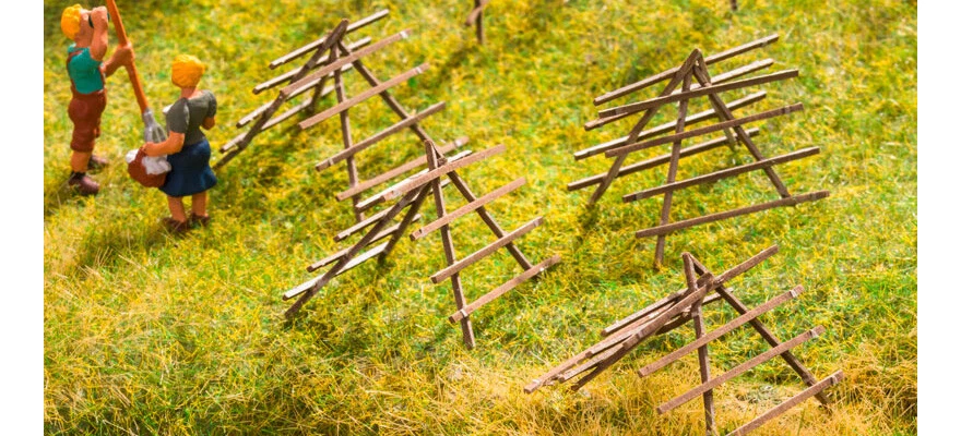 Noch 14251 Rest Hay Of Camp 44 Pieces Various Kit Laser Cut H0 1:87 - Image 1 of 1