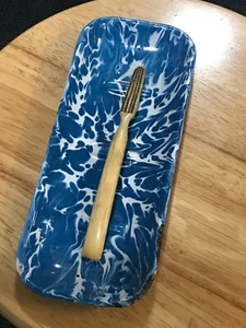 SEHR SELTENER KOLUMBIANISCHER MINT BLAU WEISSER ZAHNBÜRSTENHALTER GRANITGESCHIRR EMAILLEGESCHIRR! - Bild 1 von 11