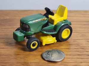 NEW! 1:32 ERTL *JOHN DEERE* Riding Lawn Mower  - Picture 1 of 4