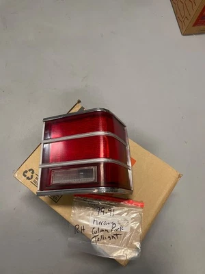 🔥 1979 - 91  Mercury COLONY PARK WAGON RIGHT TAILLIGHT LENS PASSENGER - Image 1 of 4