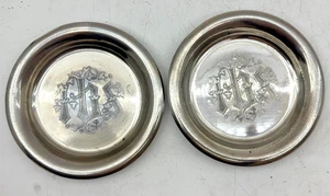 Coppia di piatti comunione vintage in argento - monogramma IHS inciso, altare chiesa - Foto 1 di 8