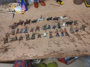 Figures. Miniature. Lead Total: 36 Mixed - Picture 1 of 8