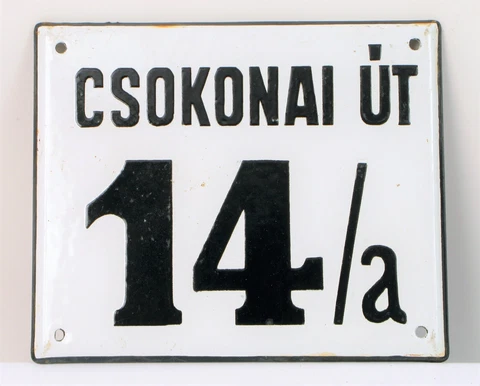 VTG WHITE ENAMEL PORCELAIN STREET SIGN BUDAPEST HUNGARY ~7" CSOKONAI UT 14 / A Cover