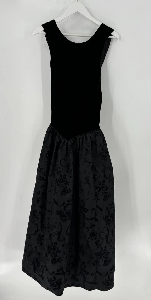 Vestido de noche floral de terciopelo negro grande Scott McClintock vintage para mujer Foto 1 de 4