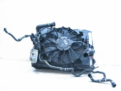 2006 BMW 525XI conjunto de refrigeração do motor radiador condensador ventilador motor fabricante de equipamento original - Imagem 1 de 4