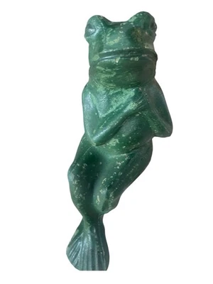 Vintage CONCRETE SITTING FROG Garden Lawn Pond  Statue Weathered 1950 steel post - Image 1 of 4