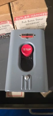 CUTLER HAMMER PUSHBUTTON MOTOR CONTROL STATION 10250H119C PUSH STOP NOS - Image 1 of 4
