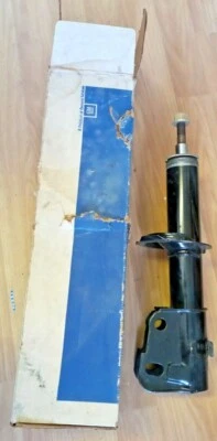 Nuevo de Lote Antiguo GM 1981 1982 BUICK SKYLARK PUNTAL DELANTERO 22008230 Foto 1 de 2