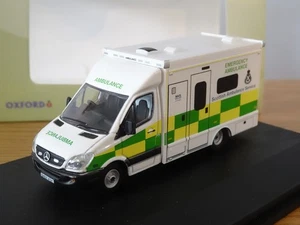 OXFORD SCOTTISH AMBULANCE SERVICE MERCEDES SPRINTER VAN MODEL 76MA004 1:76 - Picture 1 of 3
