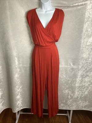 Mono Cabi Uptown Rojo Mujer Mediano 5773 Cuello en V Sobrepelliz Oficina Plisado Foto 1 de 4