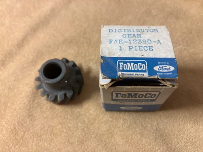 1955-1964 Ford, Thunderbird, Mercury Y block V8 NOS Distributor Gear FAE 12390-A - Image 1 of 4