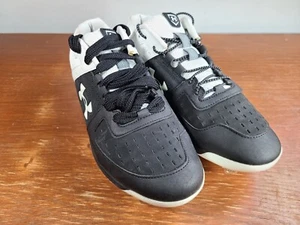 Under Armour Ignite Lowtop schwarz + weiß Metall Stollen Herren Größe 10,5 3021934-001 - Bild 1 von 10