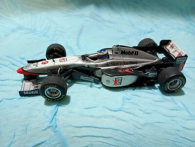 Modellino McLaren Mercedes MP 4/12 1997 - Immagine 1 di 3