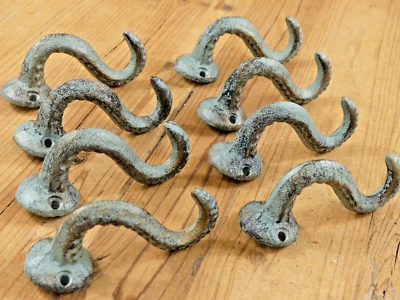 MIDWEST CRAFT HOUSE 8 Cast Iron Octopus Tentacle Wall Hooks Bathroom Wall Towel Hook Nautical Coat