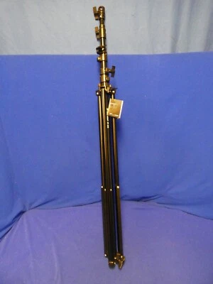 Soporte súper ligero Flashpoint FP-13 con amortiguación de aire 13' aluminio de 4 secciones, demostración Foto 1 de 4