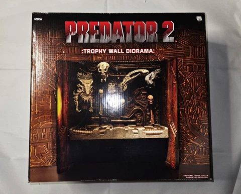 NECA Predator 2 Trophy Wall Diorama Display Authentic Complete Limited Edition Cover