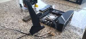 Asus Rog Strix H370-I Gaming WiFi--CPU I5 9400F--16Gb ddr4 3000 Trident RGB - Foto 1 di 21