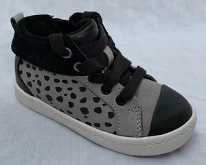 BNIB Clarks Boys City Vine Hi Grey Suede Machine Washable First Boots - Picture 1 of 5