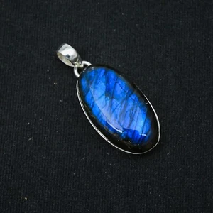 Natural Labradorite Gemstone 925 Sterling Silver Handmade Jewelry Pendant Gift - Picture 1 of 2