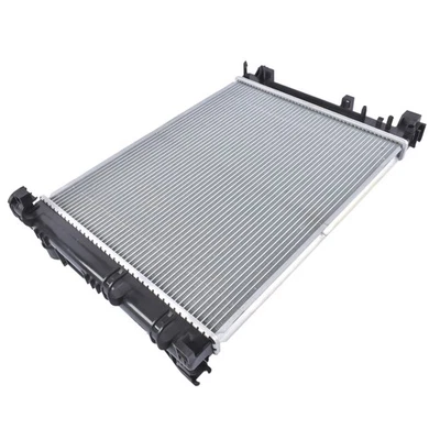 Conjunto de radiador intercooler de gasolina para Nissan Kicks & Versa 2018-2023 1,6 L L4 nuevo Foto 1 de 4