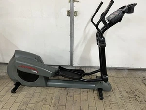 Life Fitness Crosstrainer 9500HR Mit Neuem Akku! Top Zustand! Rechnung - Bild 1 von 9