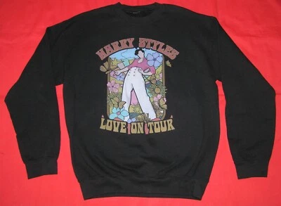 SUDADERA SUÉTER HARRY STYLE LOVE ON TOUR ESTAMPADO FLORAL NEGRO 21" ANCHO M Foto 1 de 2