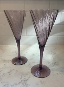 Reflections Amethyst by SASAKI Purple Swirl Spiral Optic Set of 2 Water Goblets - Picture 1 of 8