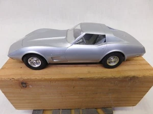 NEW AMT 1/25 SCALE   1977 CORVETTE COUPE  SILVER  PROMO MODEL ERTL - Picture 1 of 6