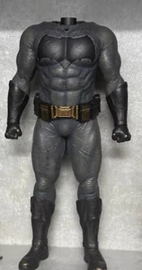 Action Body Figure Hot Toys 1/6 Scale Batman 2.0 HT MMS732 Collectible Used - Picture 1 of 1