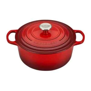 Le Creuset Emailliertes Gusseisen Signatur Runder Dutch Oven, 5,5 Quart - Cerise - Bild 1 von 6
