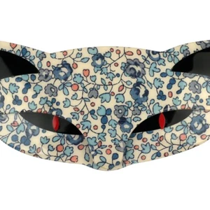 LEA STEIN PARIS Brooch Romeo the Cat in Clear & Black Acetate with Floral Fabric - Picture 1 of 5