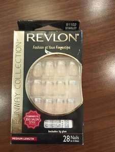 Revlon Runway Collection Medium Length Nails 28 ct. NIB #91102 - Picture 1 of 2
