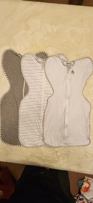 Love to Dream Swaddle up Baby Sleepers 3 unidades talla M, 13,2 a 18,7 libras (lbs). Foto 1 de 4