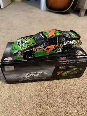 NASCAR DANICA PATRICK 2010 IMPALA #7 GODADDY DIECAST 1:24 Foto 1 de 3